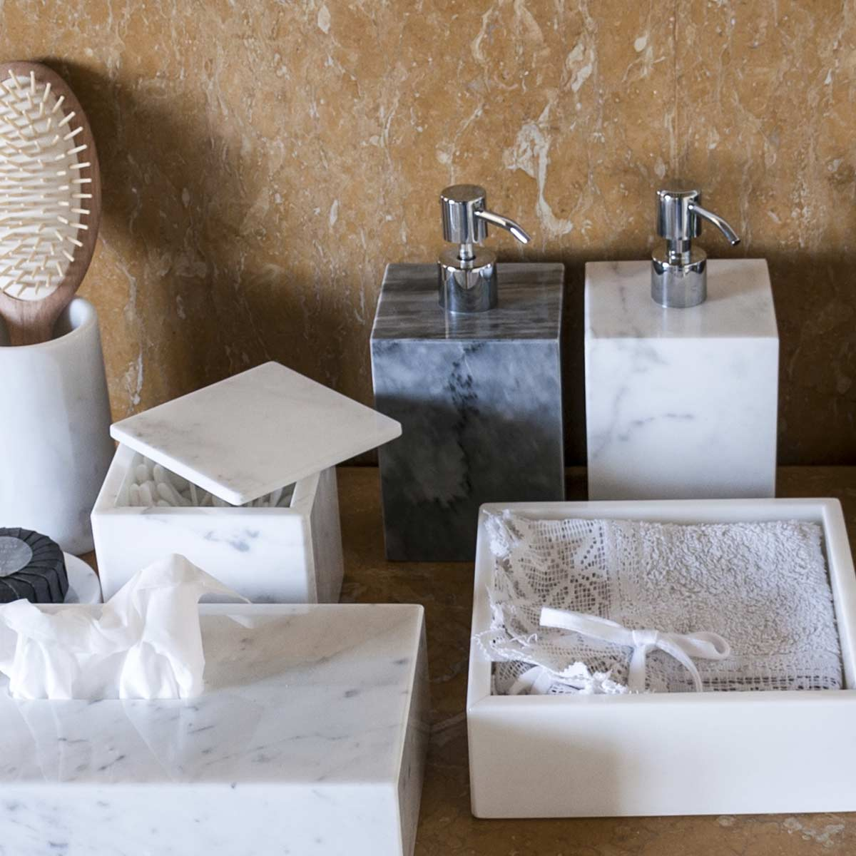 FiammettaV collezione Squared portasapone in marmo grigio - LivingDecò