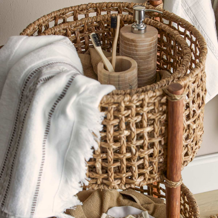 Lovina - Asciugamano bianco con frange e ricami