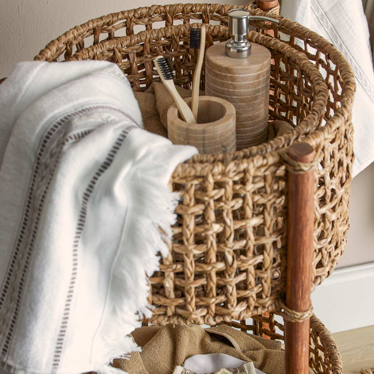Bloomingville collezione Lovina - asciugamano doccia in cotone bianco -  LivingDecò