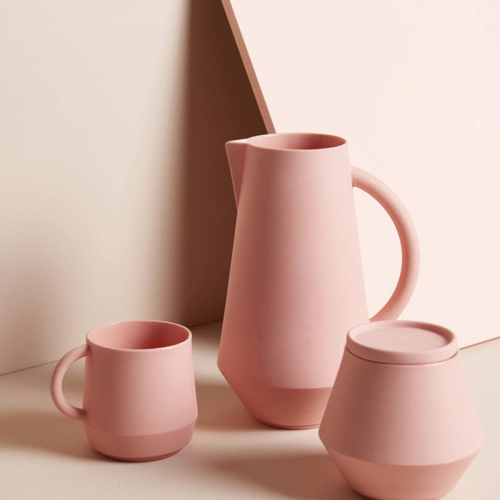 Caraffa in ceramica rosa corallo