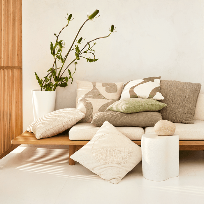 Flux  - Cuscino in lino e cotone verde muschio