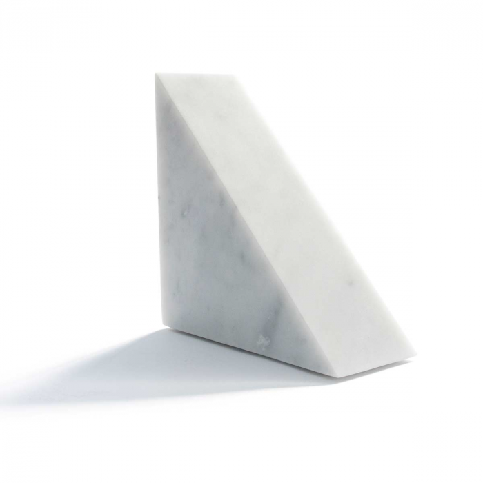 Triangle - fermalibri di design in marmo bianco