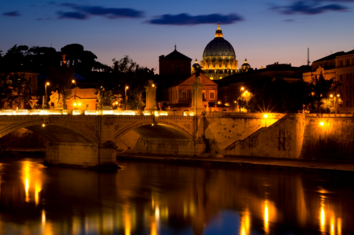 Roma by night Roma by night