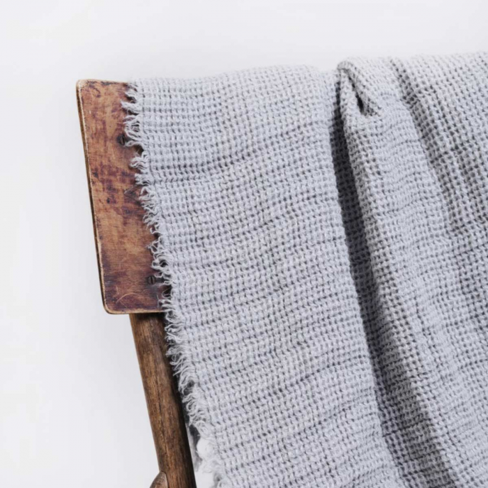 Nest - plaid in lino grigio chiaro