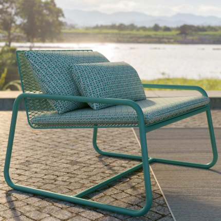 Lolita - poltrona da esterno in metallo verde salvia Lolita - poltrona da esterno in metallo verde salvia