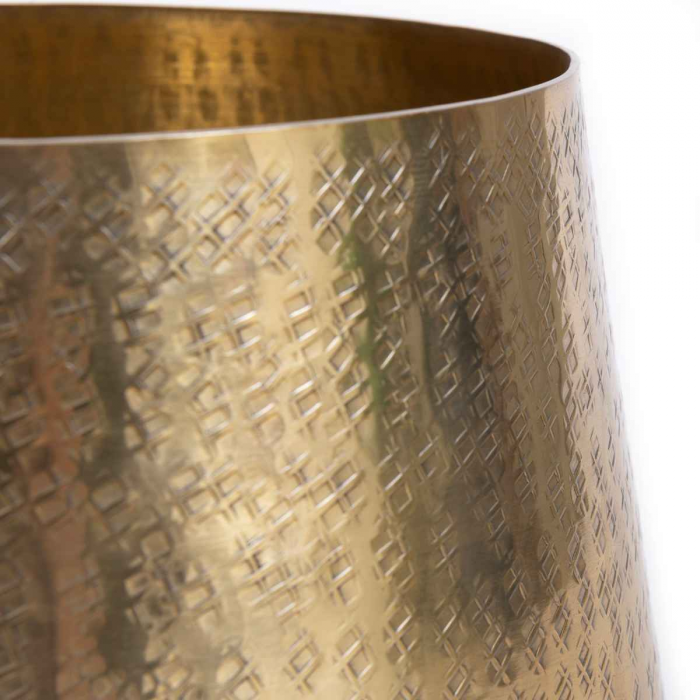 Hammered L - portavaso per interni in ottone