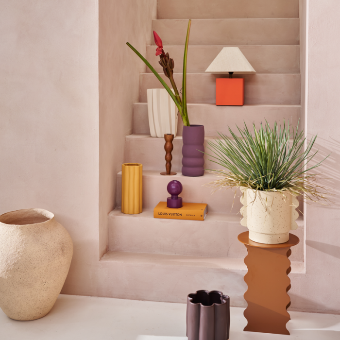 Wavy - side table in metallo, marrone