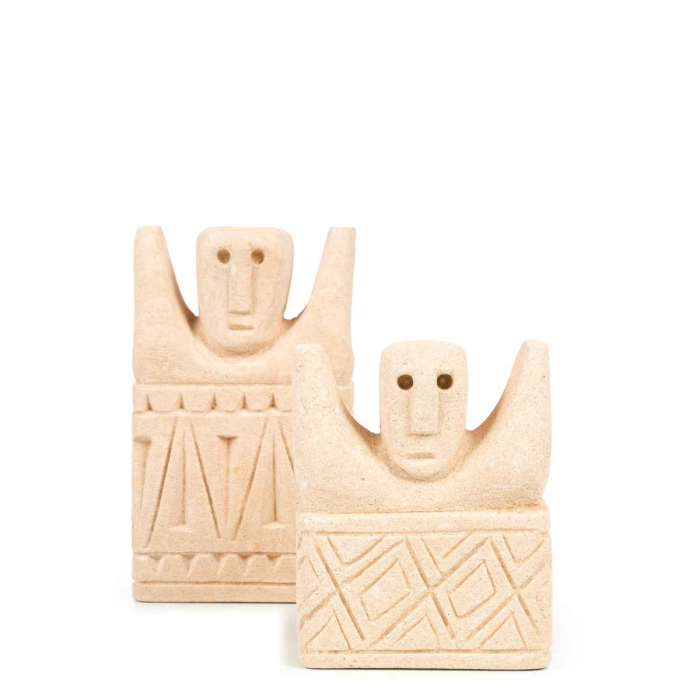 Sumba Stone 1 - set due statue decorative in pietra