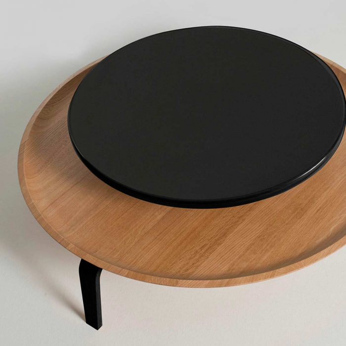 Secreto - coffee table in rovere naturale e laccato nero