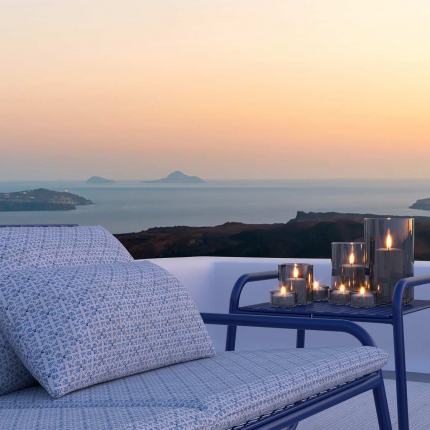 Lolita - tavolino da esterno piccolo in metallo blu Lolita - tavolino da esterno piccolo in metallo blu