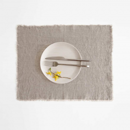 Set 6 tovagliette in lino naturale con frange Set 6 tovagliette in lino naturale con frange