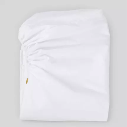 Lenzuolo bianco con angoli in percalle di cotone